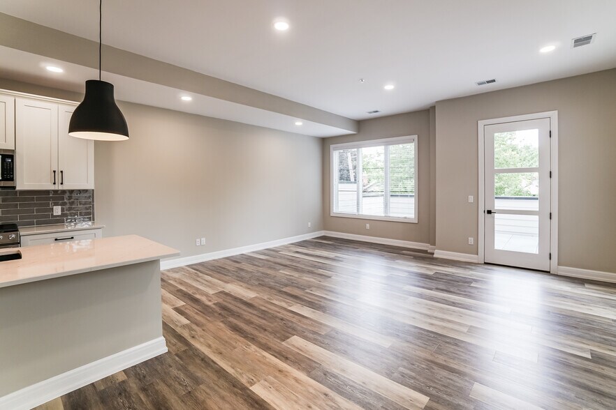 More Photos Of 244 Vester St, Ferndale Apartments For Sale