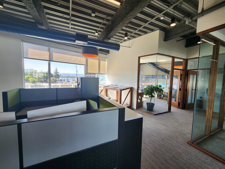 More Photos Of 275 W 3rd St, Vancouver Office Residential For Lease