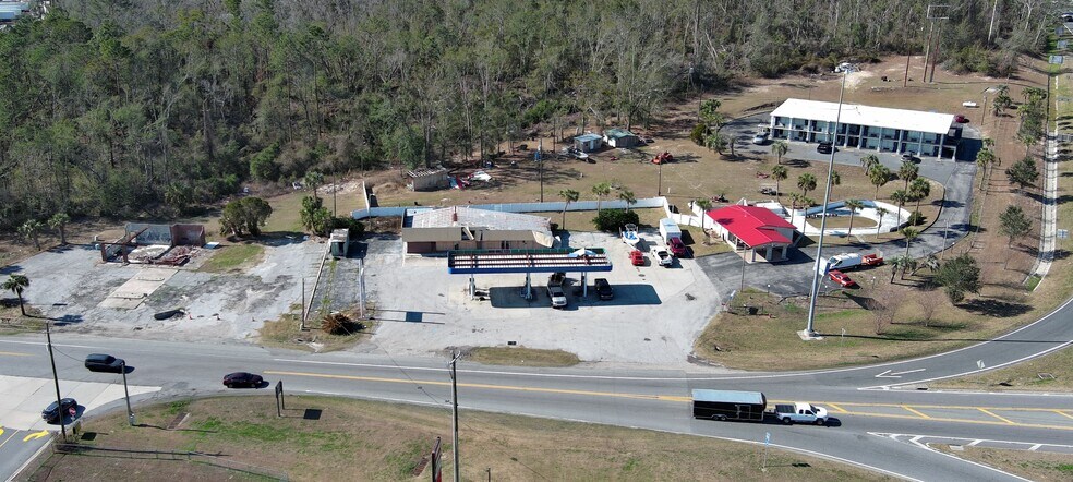 Primary Photo Of 8070 State Road 6 W, Jasper Service Station For Sale