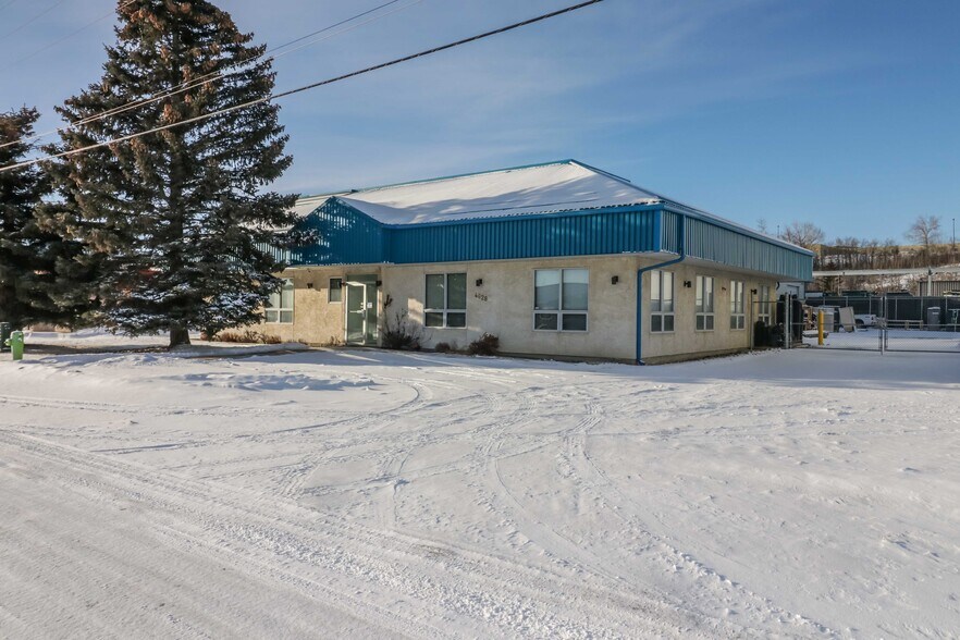 More Photos Of 4628 62 St, Red Deer Warehouse For Sale