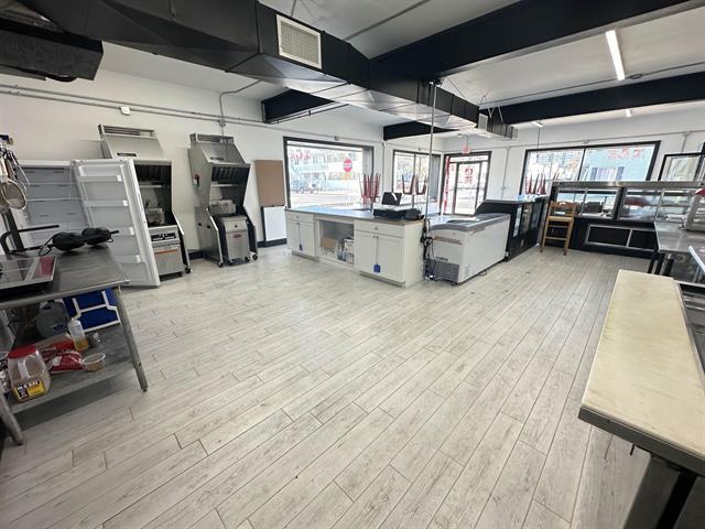 More Photos Of 5400 Pacific Ave, Wildwood Crest Apartments For Sale