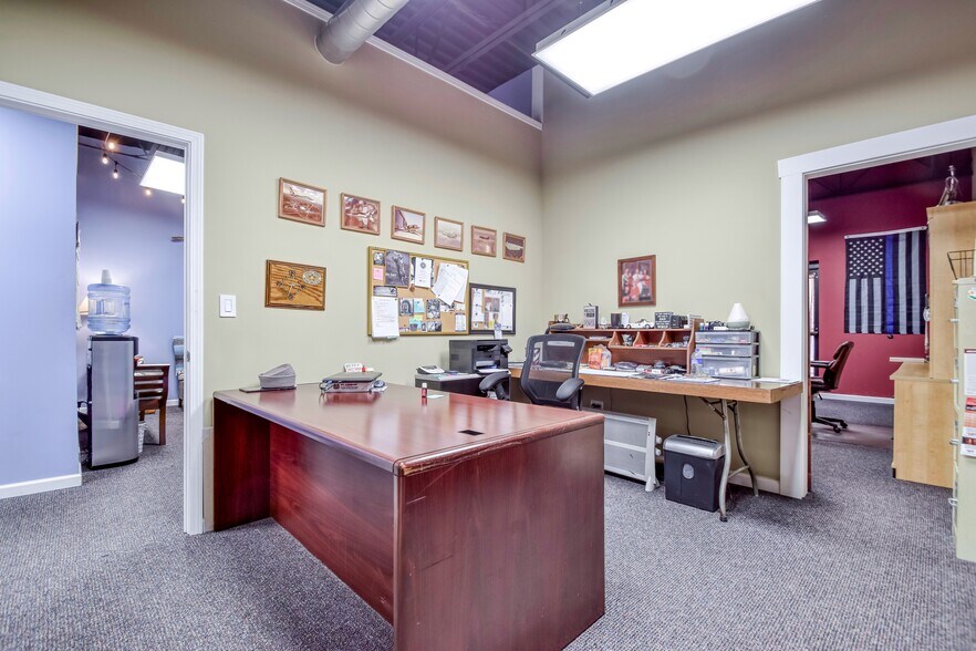 More Photos Of 1366 E 346th St, Eastlake Restaurant For Sale