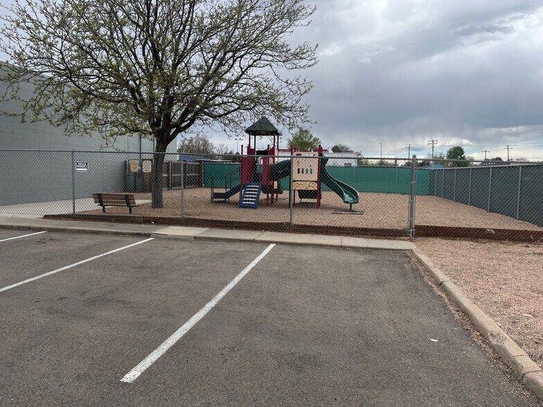 More Photos Of 2651 W 11th Street Rd, Greeley Light Distribution For Lease