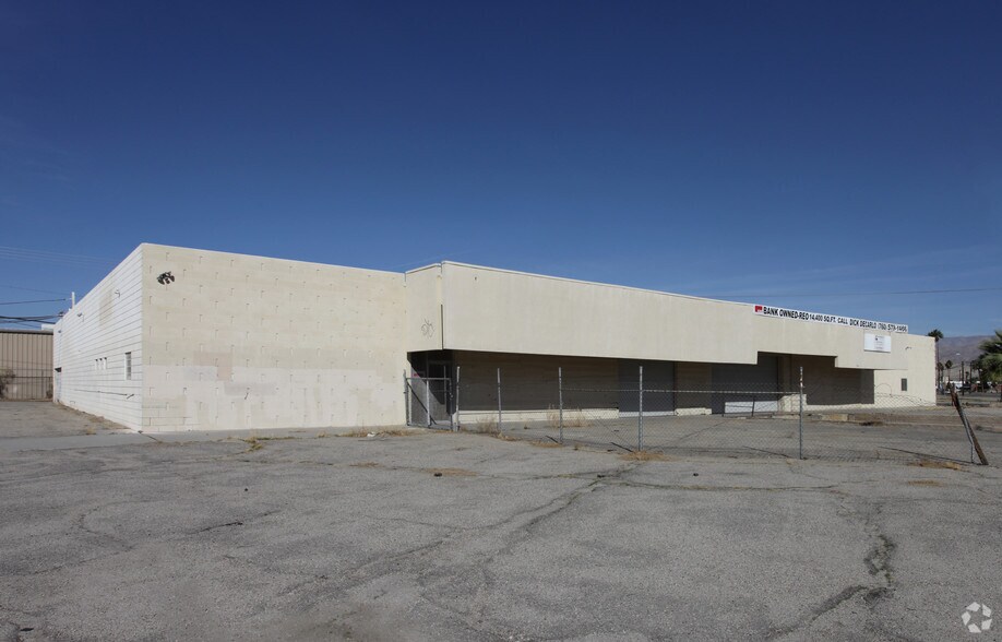 More Photos Of 44925 Jackson St, Indio Service For Lease