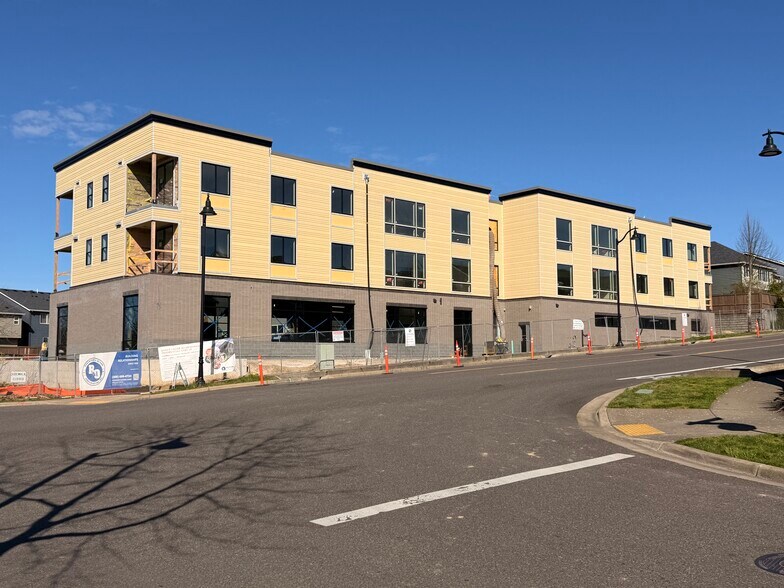 Primary Photo Of 7650 NW 170th Ave, Portland General Retail For Lease