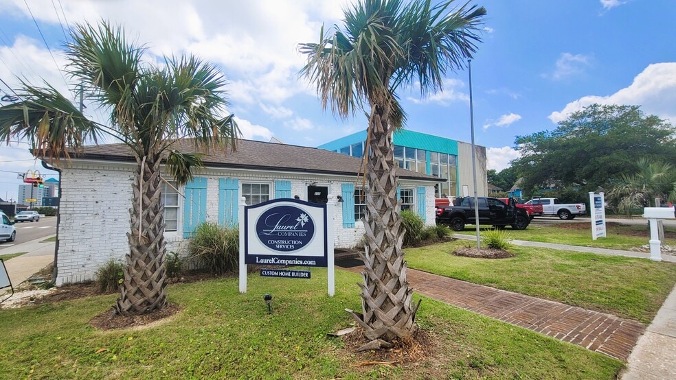 More Photos Of 201-203 Lumberton Ave, Carolina Beach Freestanding For Lease