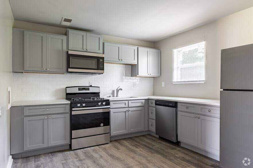 More Photos Of 661 Sherwood Dr, Jonesboro Apartments For Sale