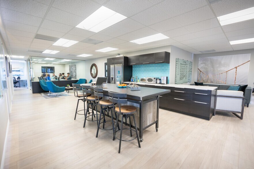 More Photos Of 1121-1145 Artesia Blvd, Manhattan Beach Unknown For Lease