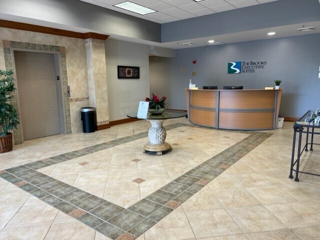 More Photos Of 9990 Coconut Rd, Estero Medical For Lease