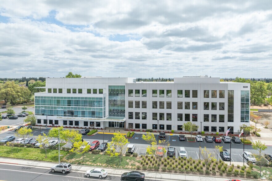 More Photos Of 8220 Longleaf Dr, Elk Grove Office For Lease