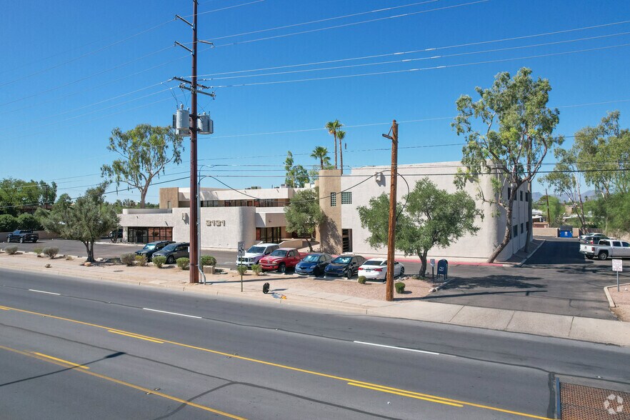 More Photos Of 3131 N Country Club Rd, Tucson Office For Lease