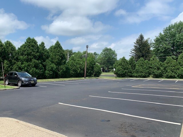 More Photos Of 1440 How Ln, North Brunswick Office For Lease