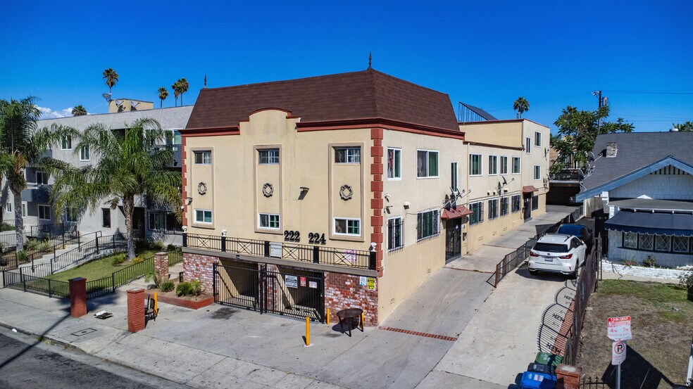 More Photos Of , Los Angeles Multifamily For Sale