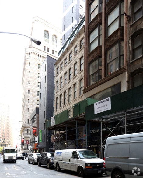 More Photos Of 16-18 Maiden Ln, New York Office For Lease