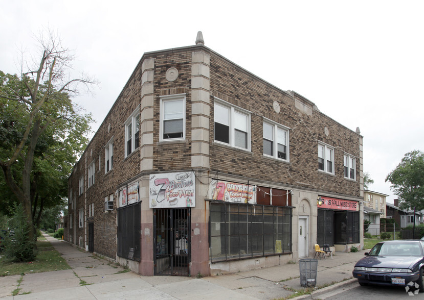 Primary Photo Of 535-537 W 111th St, Chicago Storefront Retail Residential For Sale