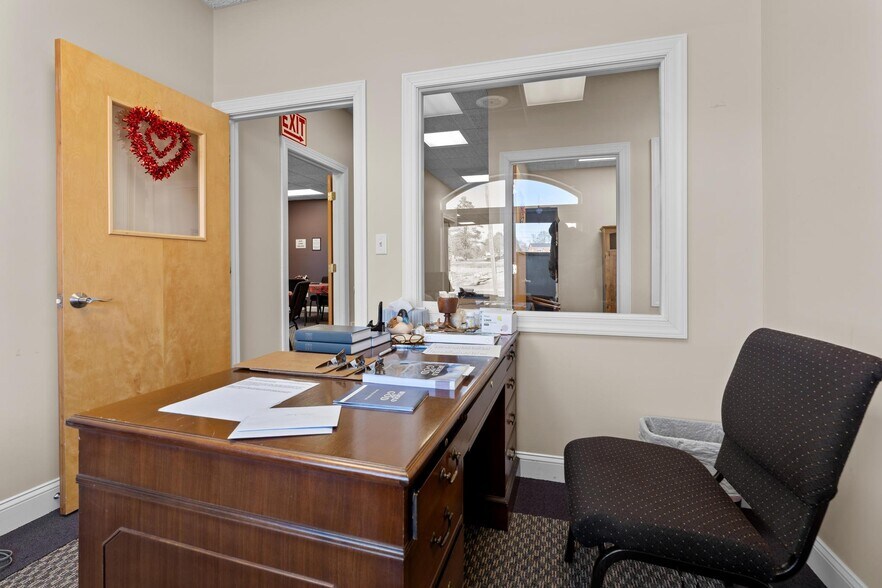 More Photos Of 6540 Brevard Rd, Etowah Office For Sale