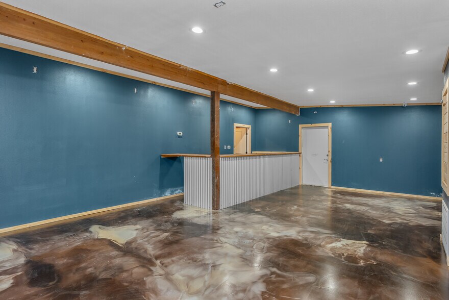 More Photos Of 14613 Hwy 2, Shongaloo Truck Stop For Sale