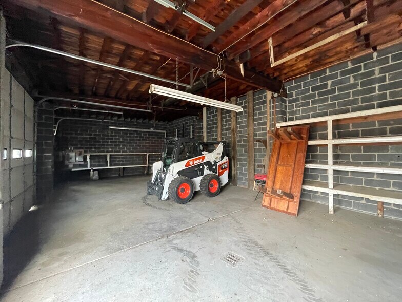 More Photos Of 200 Powelton Ave, Lansdowne Office For Sale