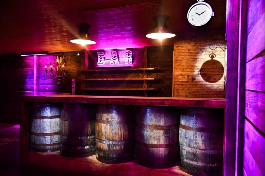 More Photos Of 13980 232nd St, Miami Lodge Meeting Hall For Sale