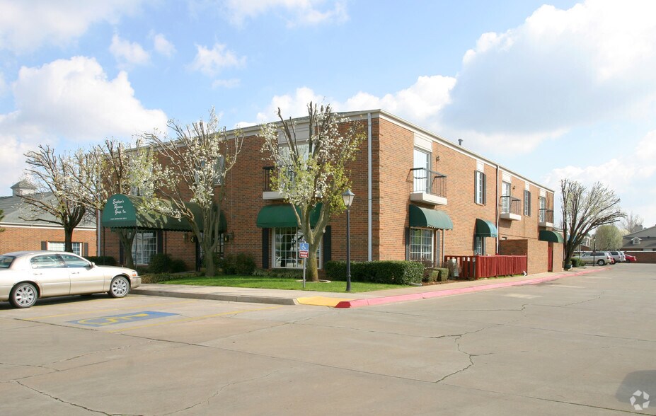 More Photos Of 3120 W Britton Rd, Oklahoma City Office For Lease
