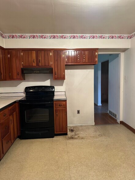 More Photos Of 73 Berlin Cross Keys Rd, Williamstown Specialty For Sale