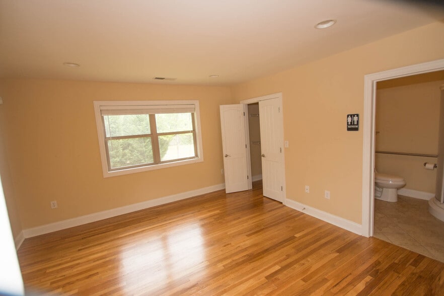 More Photos Of 2642 Loganville Hwy, Grayson Office Residential For Sale