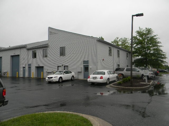 More Photos Of 1101-1111 Butterworth Ct, Stevensville Light Manufacturing For Lease