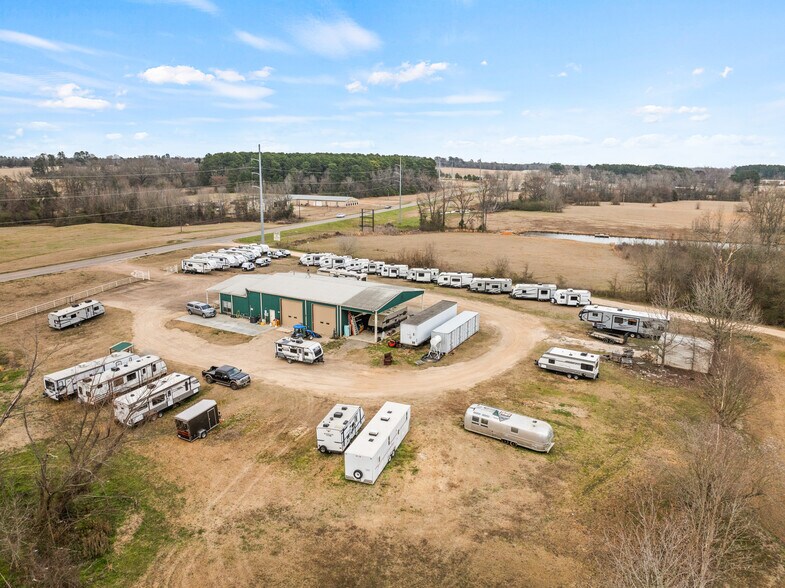 More Photos Of 1242 Loop 179, Pittsburg Specialty For Sale