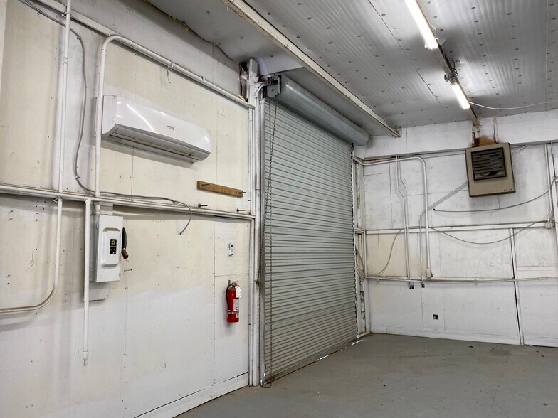 More Photos Of 9049 Industrial Blvd NE, Leland Service For Lease
