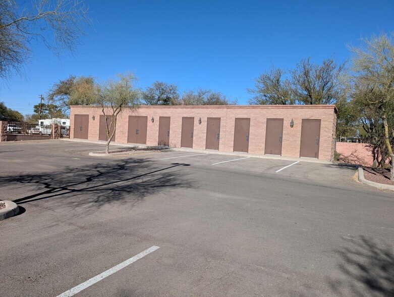 More Photos Of 2524 W Ruthrauff Rd, Tucson Office Residential For Sale