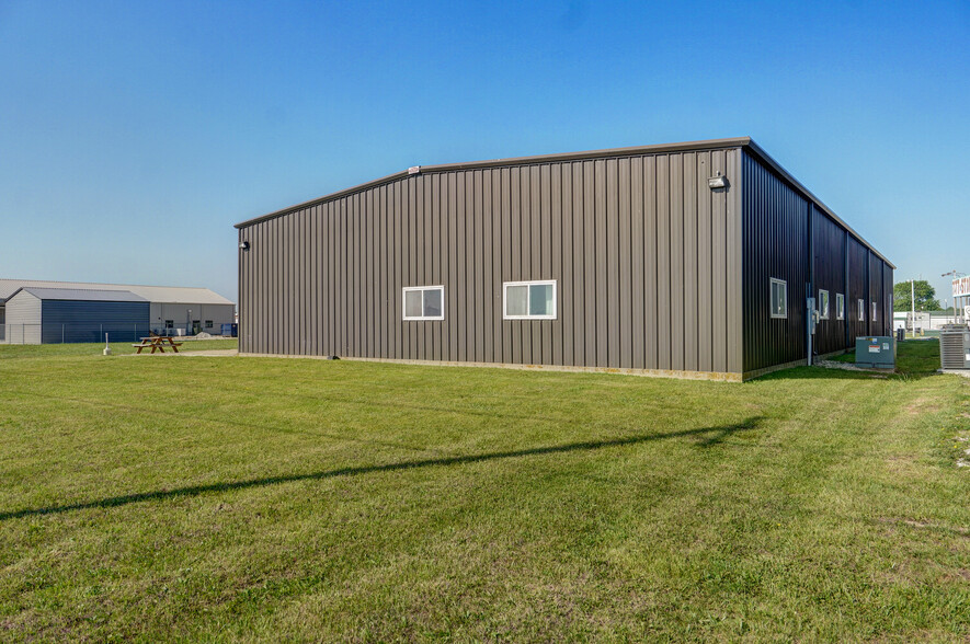 More Photos Of 4736 S 131st Rd, Bolivar Warehouse For Sale