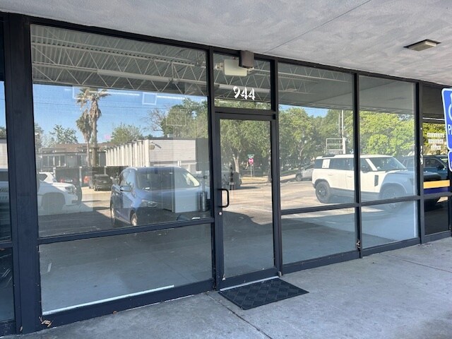 More Photos Of 940 Heights Blvd, Houston Unknown For Lease