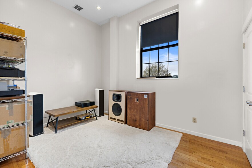 More Photos Of 9 E 18th St, Bayonne Apartments For Sale