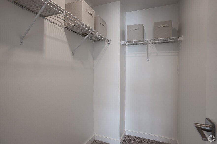 More Photos Of 3800 Park East Dr, Beachwood Apartments For Lease