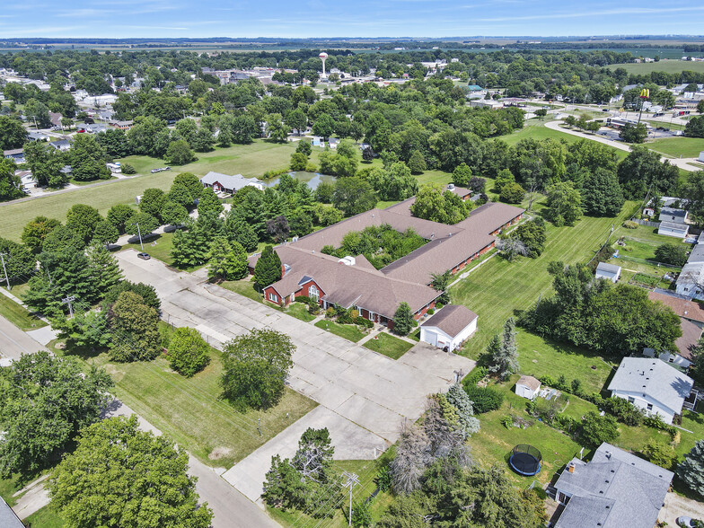 Primary Photo Of 509 S Buck Rd, Le Roy Skilled Nursing Facility For Sale