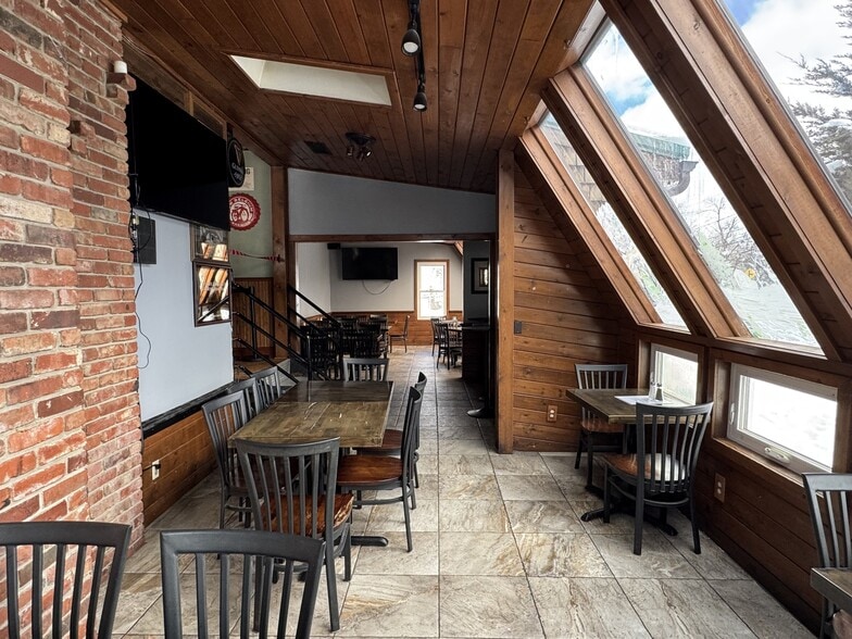 More Photos Of 4348 Seneca St, West Seneca Restaurant For Sale