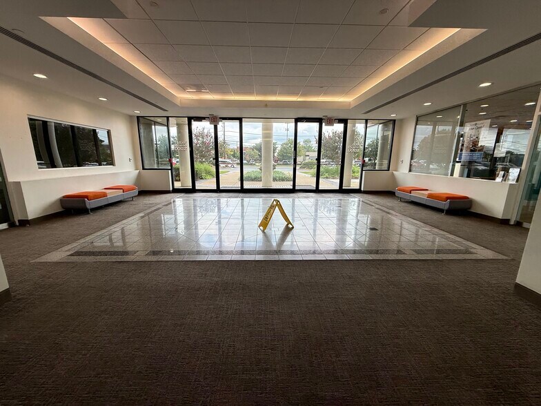 More Photos Of 12200 Tech Rd, Silver Spring Medical For Lease