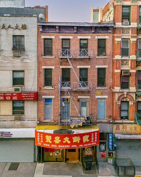 More Photos Of 47 Bayard St, New York Storefront Retail Residential For Sale