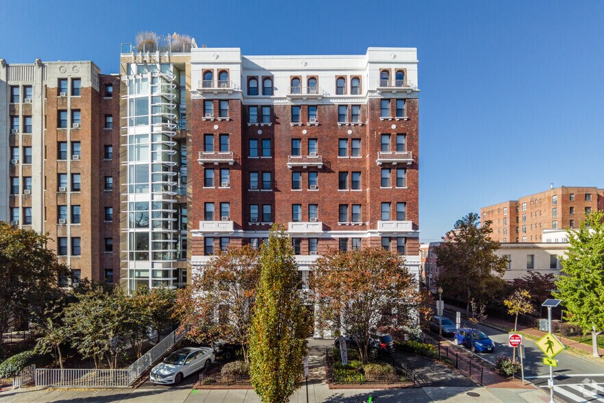 More Photos Of 1616 16th St NW, Washington Apartments For Sale