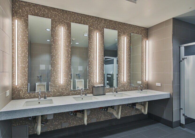 More Photos Of 19700 S Vermont Ave, Torrance Office For Lease