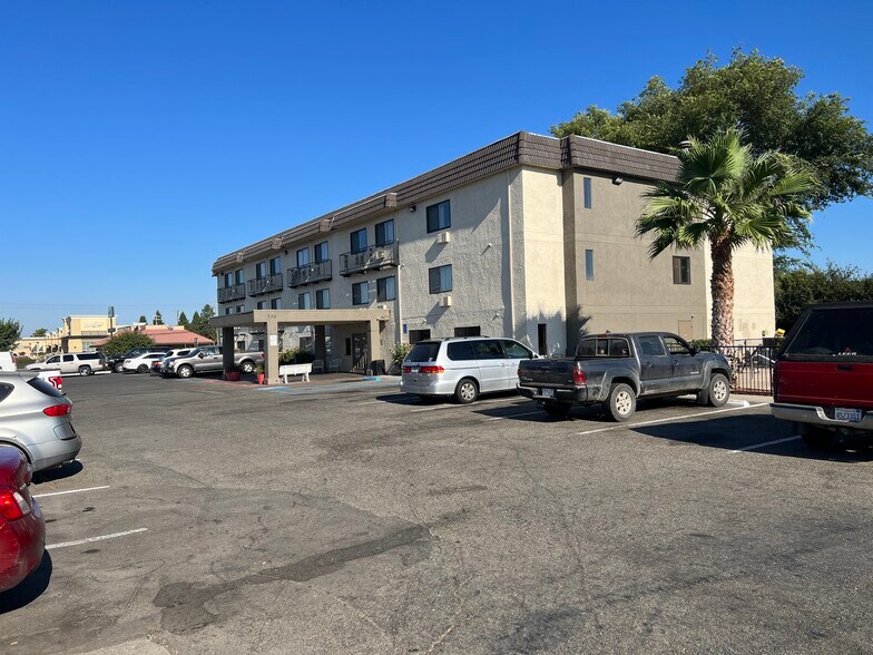 More Photos Of 730 N Palora Ave, Yuba City Hotel For Sale