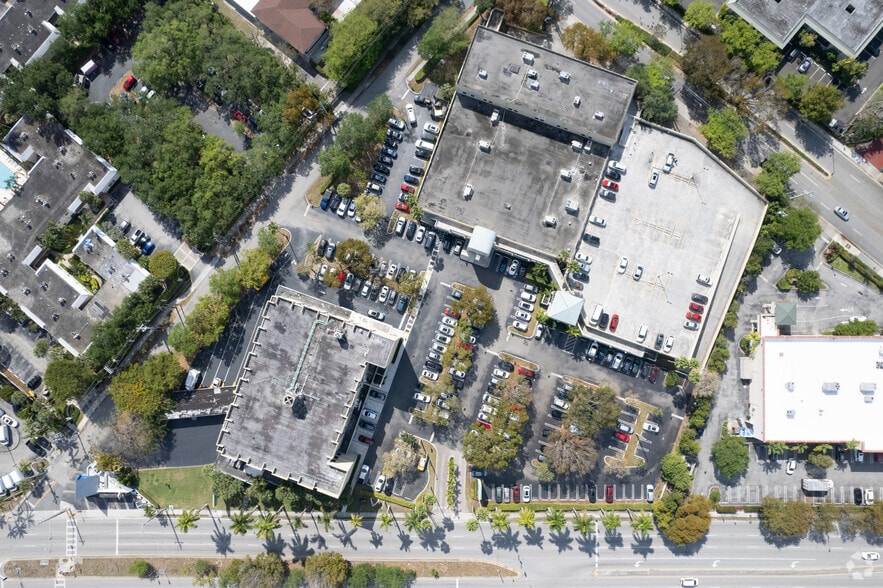 More Photos Of 8603 S Dixie Hwy, Pinecrest Office For Lease