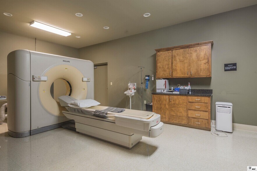 More Photos Of 3995 Sterlington Rd, Monroe Medical For Sale