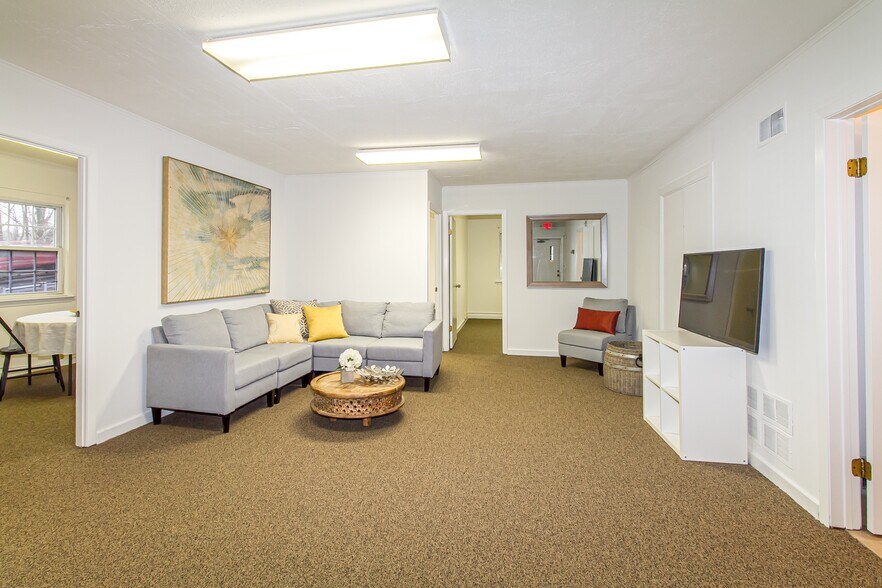 More Photos Of 2253 South Ave, Scotch Plains Office For Lease