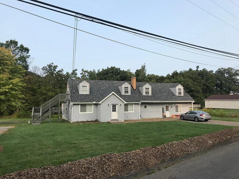 More Photos Of 147 Georgetown Rd, Beaver Falls Apartments For Sale