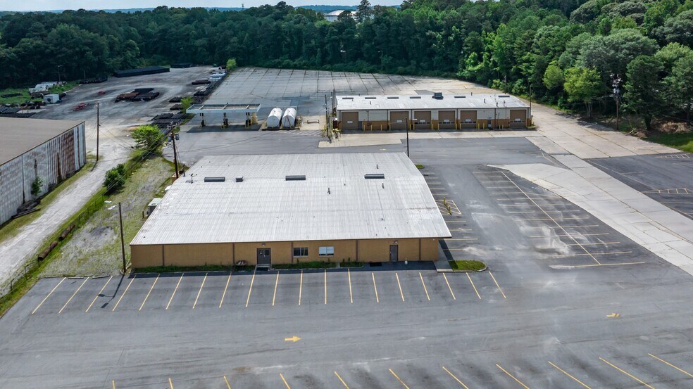 More Photos Of 2770 Peyton Rd NW, Atlanta Warehouse For Lease
