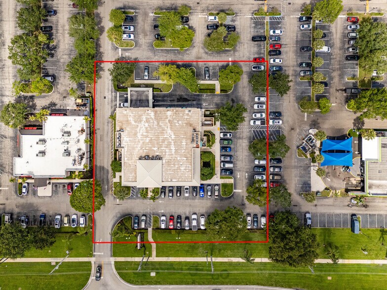 More Photos Of 5599 S University Dr, Davie Loft Creative Space For Sale