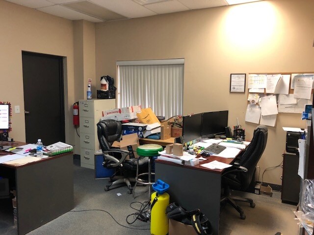 More Photos Of 1013 Pea Ridge Rd, New Hill Warehouse For Sale