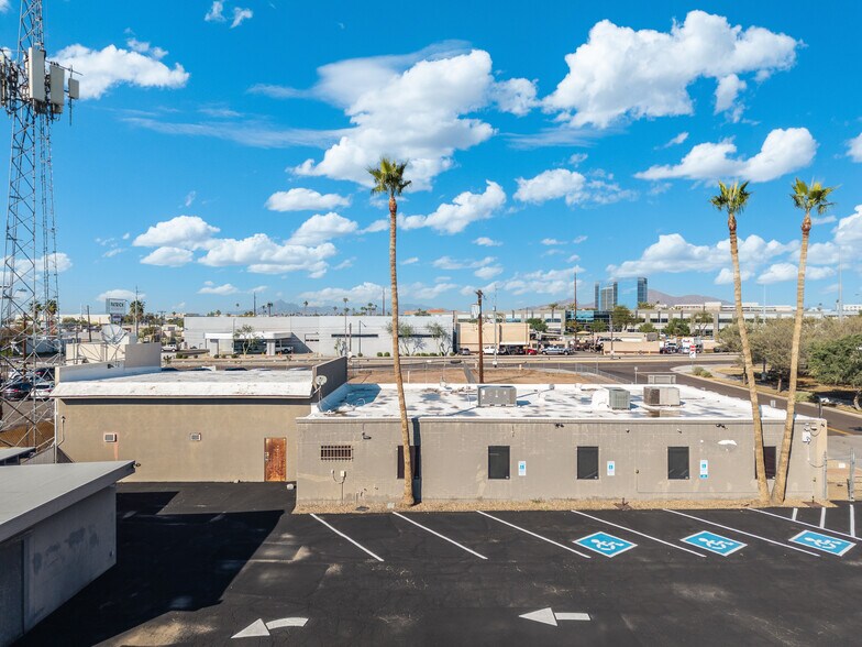 More Photos Of 14 S 41st Pl, Phoenix Research And Development For Sale