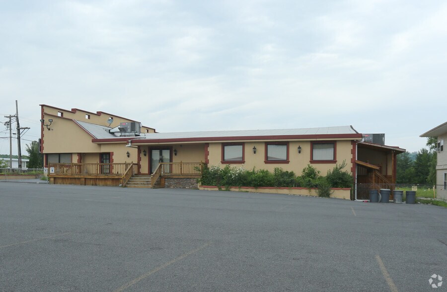 More Photos Of 2930 State Route 7, Howes Cave Restaurant For Sale